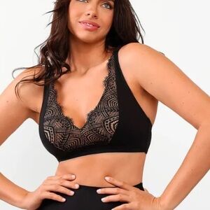 Elegant Black Lace Bra